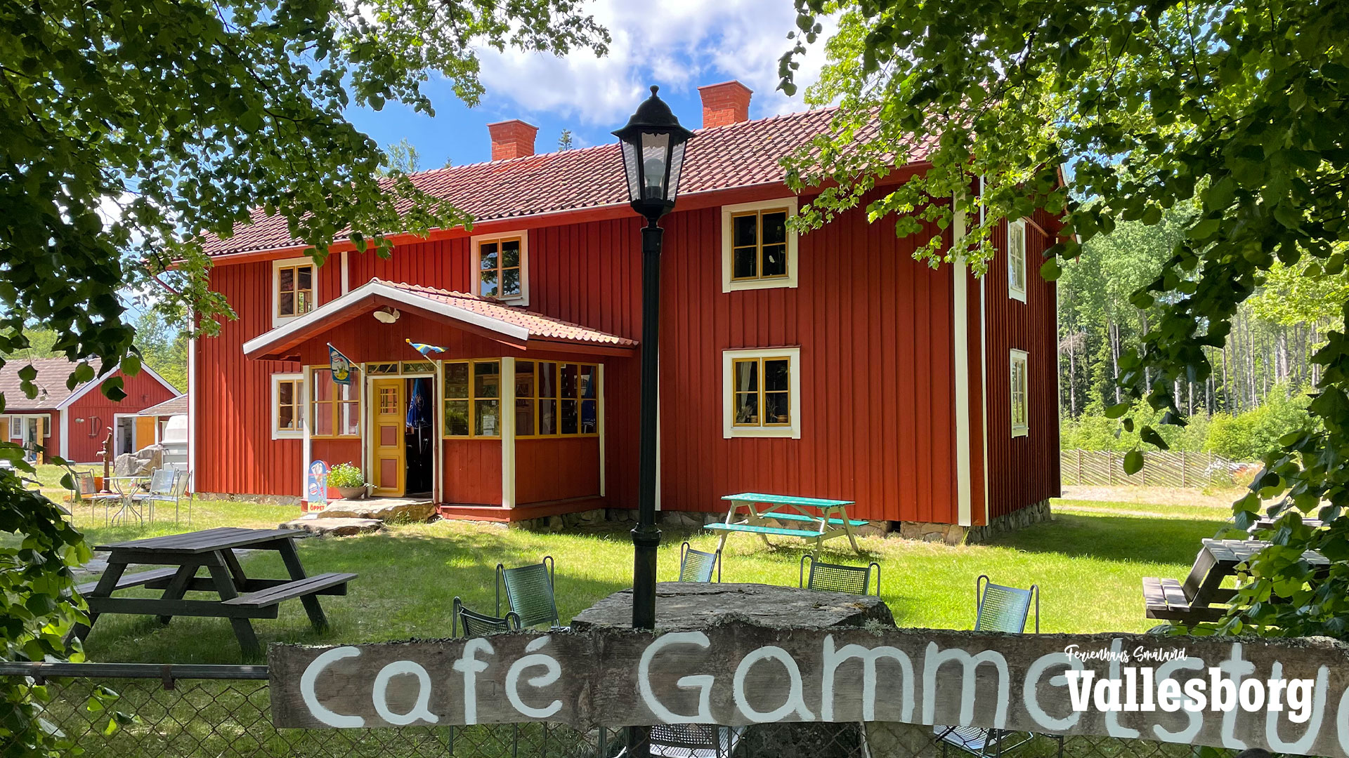 Bredaslatt Café mit frischem Kuchen und Kaffee in der Nähe von Tingsryd