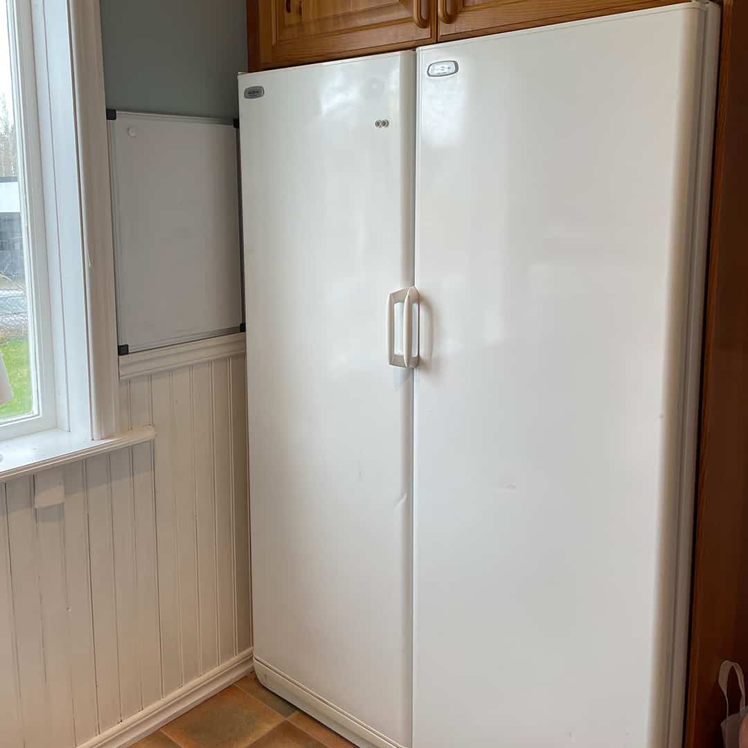 400 Liter Kühlschrank und Gefrierschrank - genügend Platz für alle